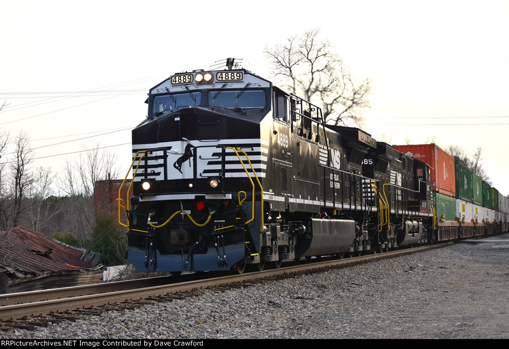 NS 4889